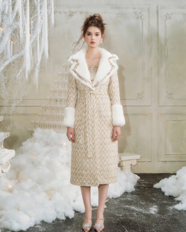 Rabbit Fur Crystal Chain Coat (Rabbit Fur)